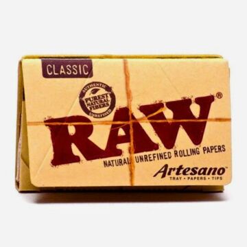 RAW Artesano 1  1/4 Papers & Tips 